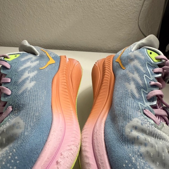 Hoka Women's Mach 6 Athletic Shoes - Pink and Blue - Picture 6 of 9